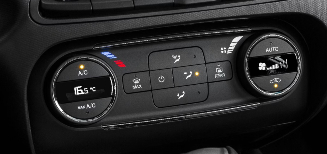 Imagem do ar condicionado digital da Fiat Toro